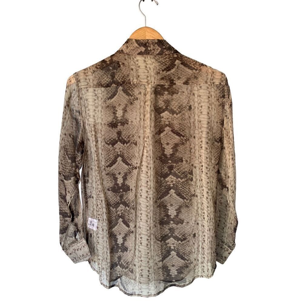 Equipment Femme 100% Silk Signature Slim Fit Button-Up Snake Print Shirt - Picture 5 of 11